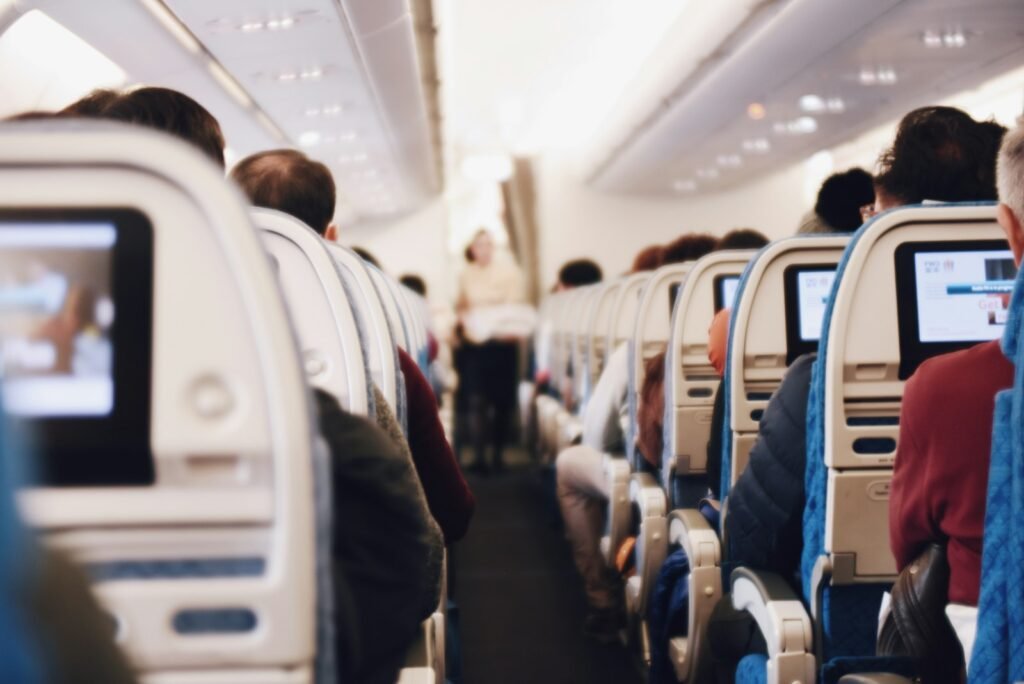 Business Class Lie-Flat Seats Explained: Seat Types, Layouts and How to Pick the Best One