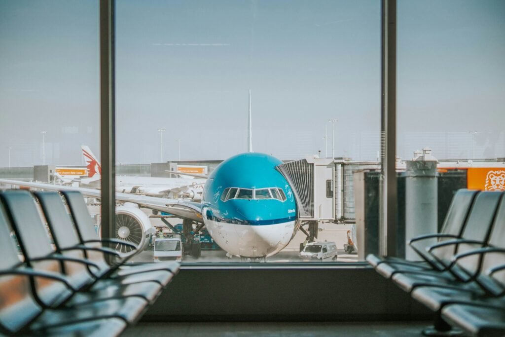 How to Survive a Long Layover: 12 Practical Tips for Comfortable Connections